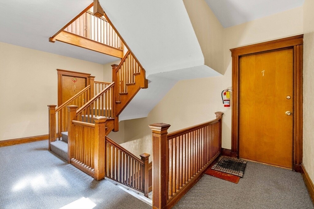 Building Photo - 90 Bynner St