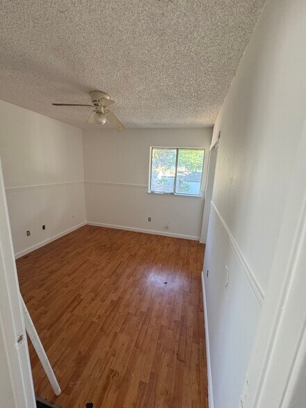Building Photo - 2637 El Goya Dr