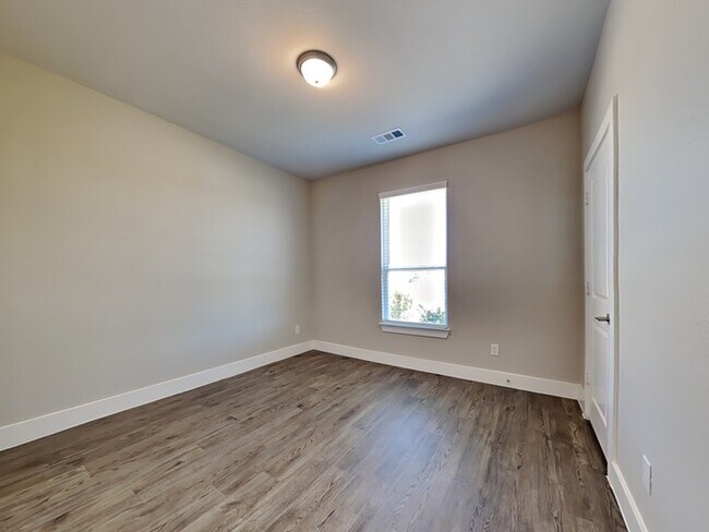 Building Photo - 3429 New York Ave