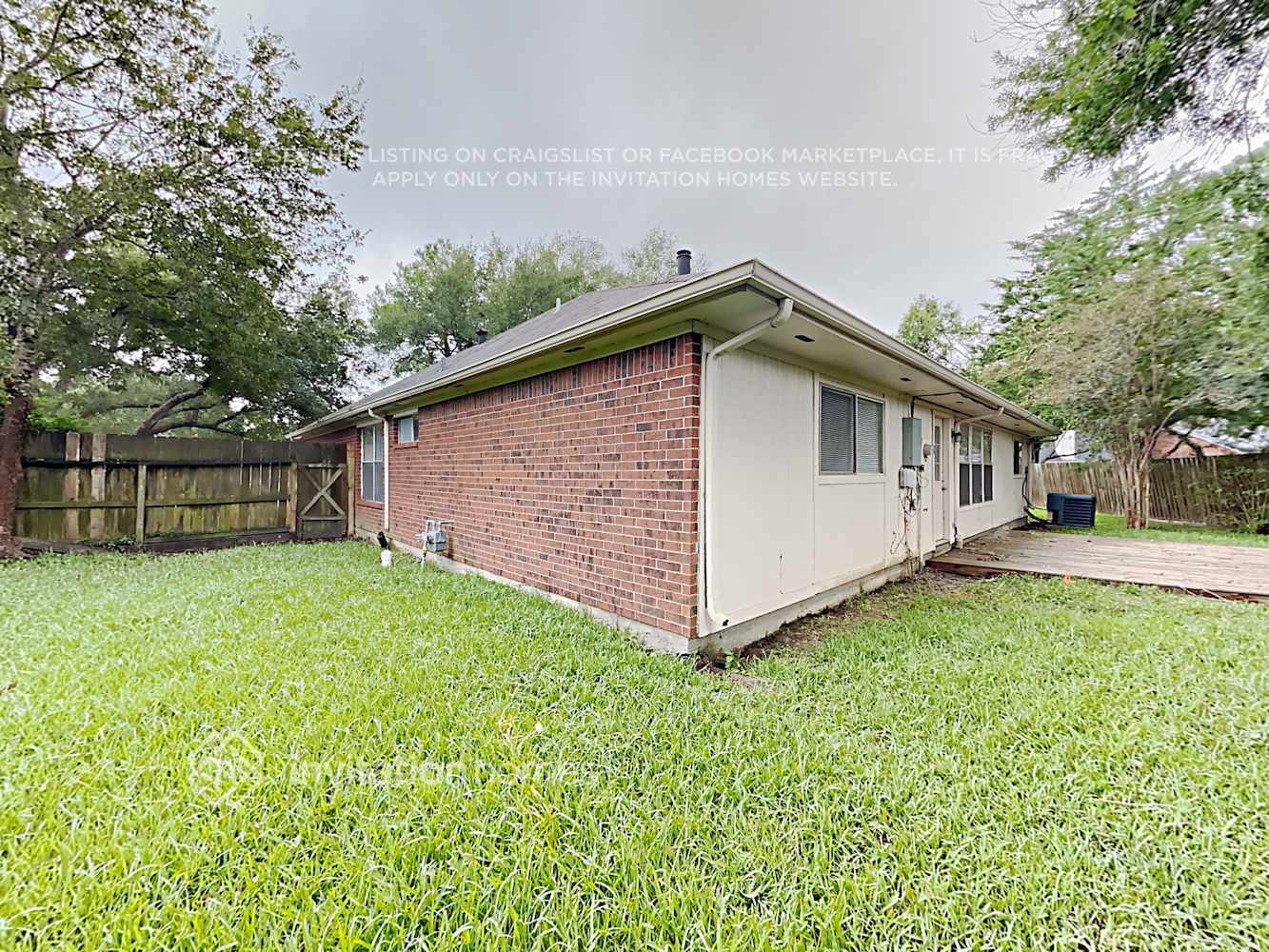 Building Photo - 2606 Cloverfield Ct