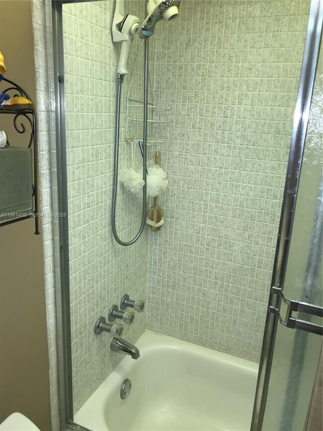 Building Photo - 210 172nd St