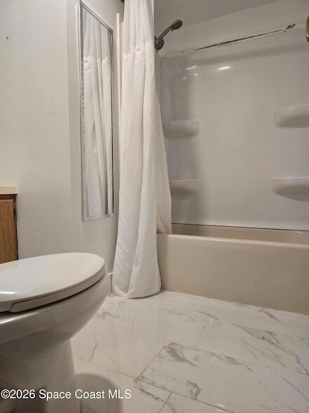 Building Photo - 6863 Columbine Dr