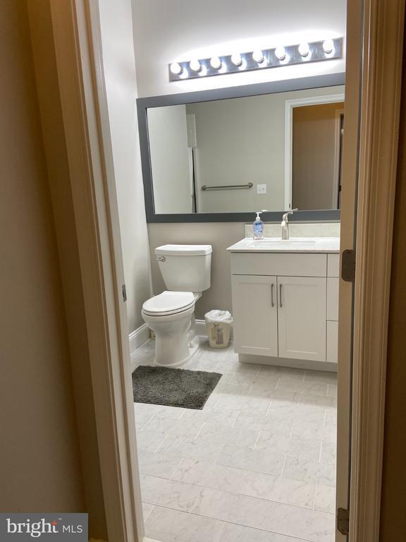 Building Photo - 14301 Grape Holly Grove
