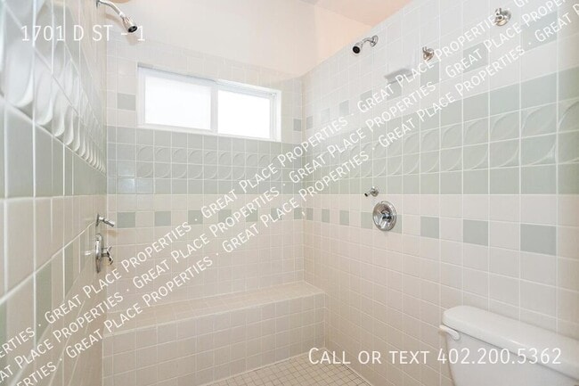 Building Photo - 1701 D St