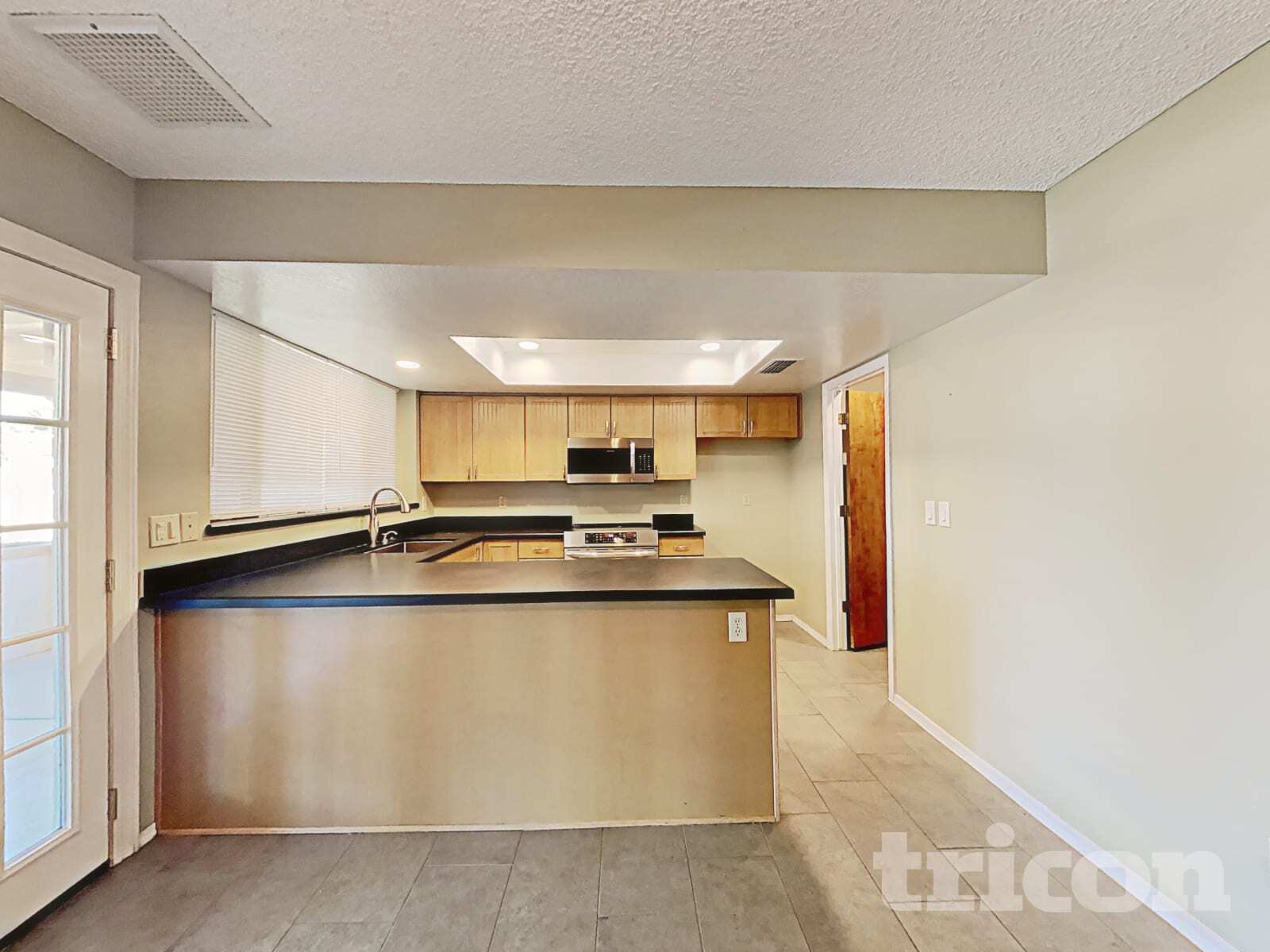 Building Photo - 4140 W Pershing Ave