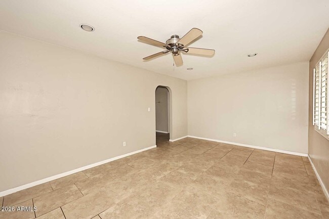 Building Photo - 2314 E Montecito Ave