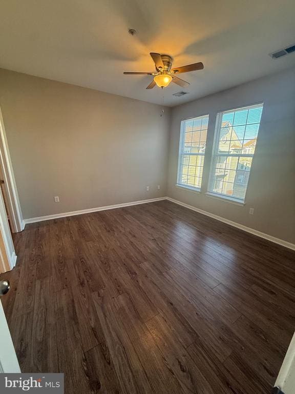 Building Photo - 8204 Blue Heron Dr