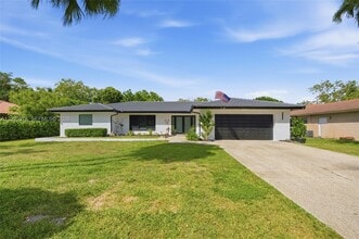 Building Photo - 9935 Ramblewood Dr