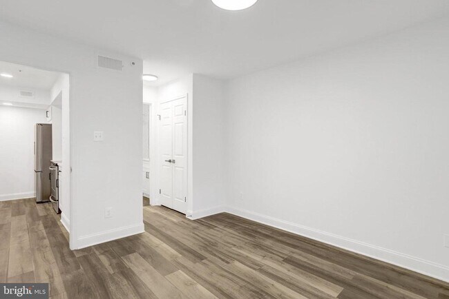 Building Photo - 3307 Wyndham Cir