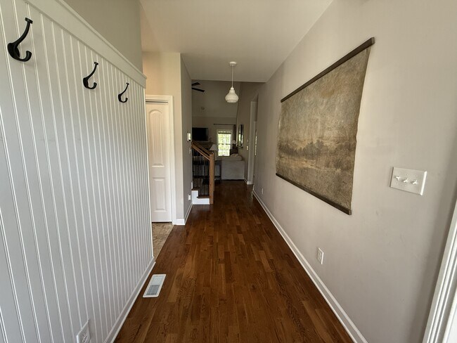 Building Photo - 1017 Quiver Ln