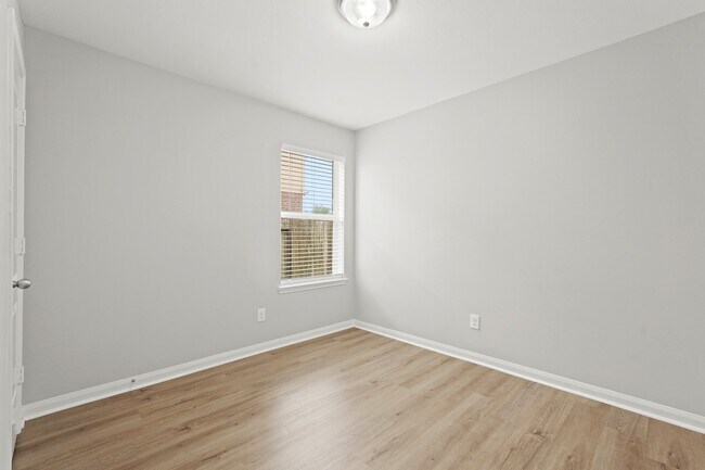 Building Photo - 7126 Montclair Peak Ln