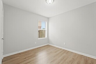 Building Photo - 7126 Montclair Peak Ln