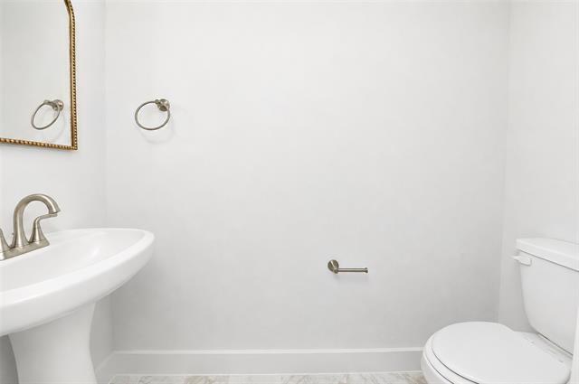 Building Photo - 8816 Enclave Wy