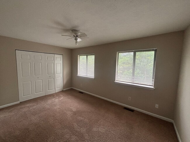 Building Photo - 138 Montview Forest Dr