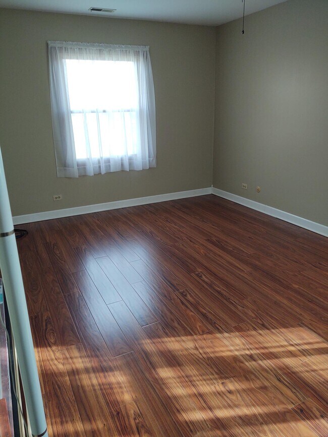 Master bedroom - 2600 Northampton Dr
