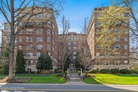 Building Photo - 1412 Willow Ave