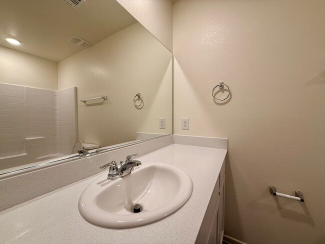 Building Photo - Brand-New Townhome for Rent in the Highly ...