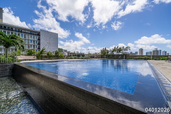 Building Photo - 2br - 2 Bed 1 Bath Condo in Capitol Place