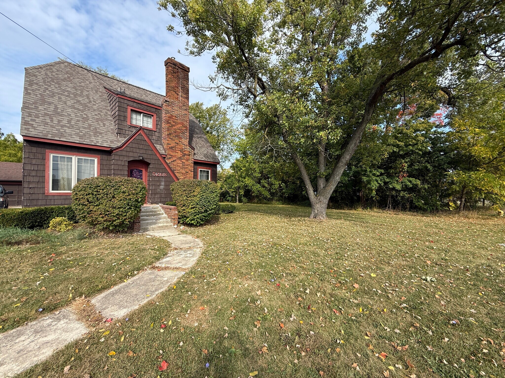 Building Photo - 5268 Fenton Rd