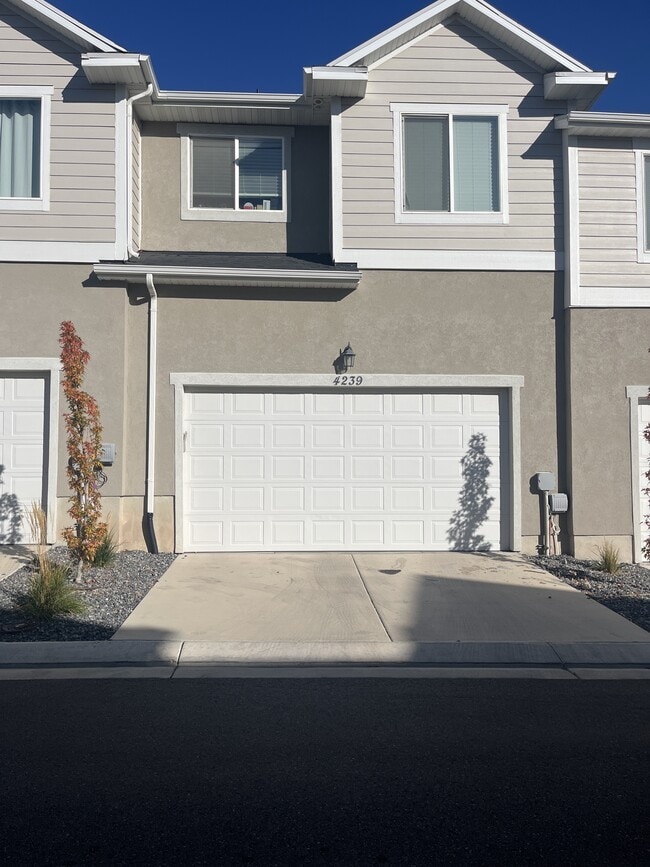 Building Photo - 4239 W 1960 N