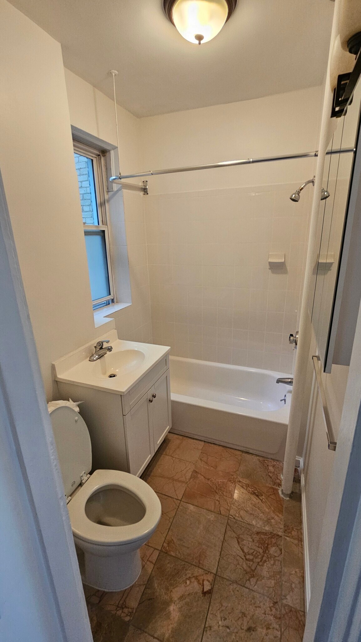 Building Photo - 262 Winchester St