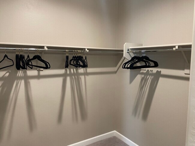 Building Photo - 24085 W Ripple Rd