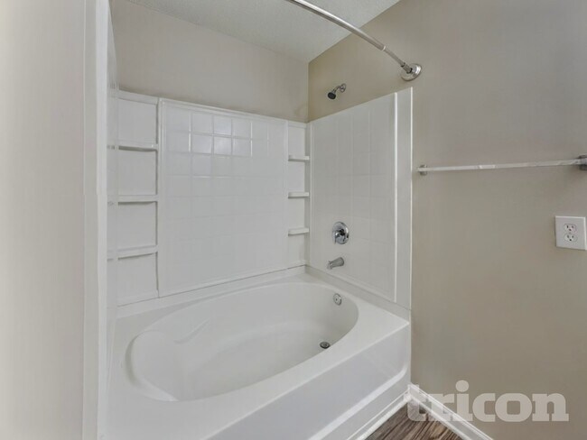 Building Photo - 5040 Liberty Hall Cir