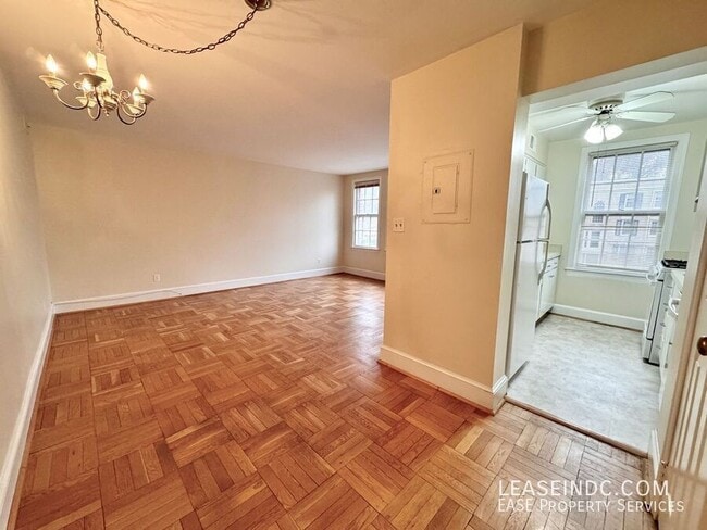 Building Photo - 2721 Ordway St NW