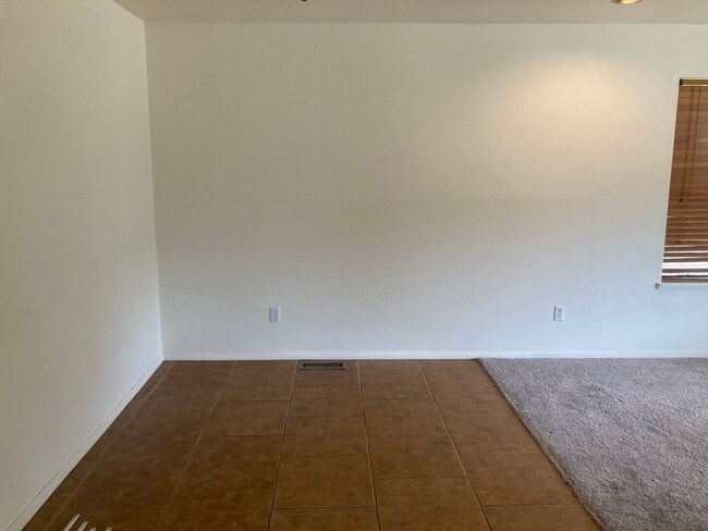 Building Photo - 179 Hermosa Cir