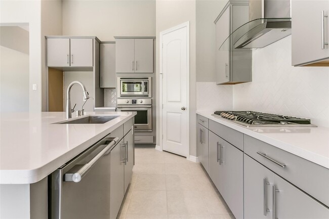 Building Photo - 4227 Carol Ridge Dr