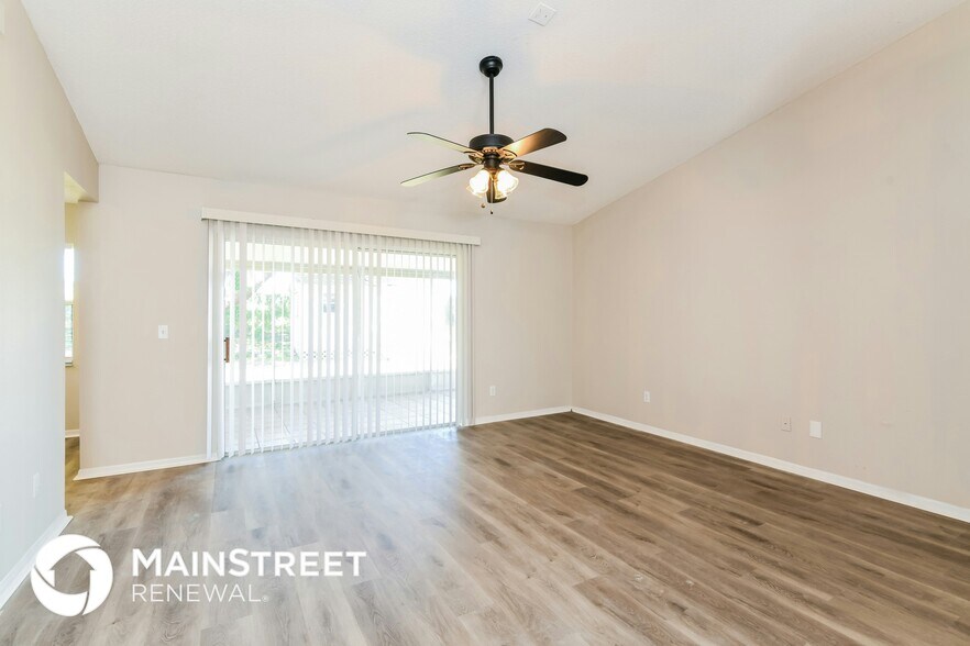 Building Photo - 11841 Caruso Dr