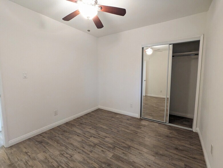 Building Photo - 3827 Girard Ave