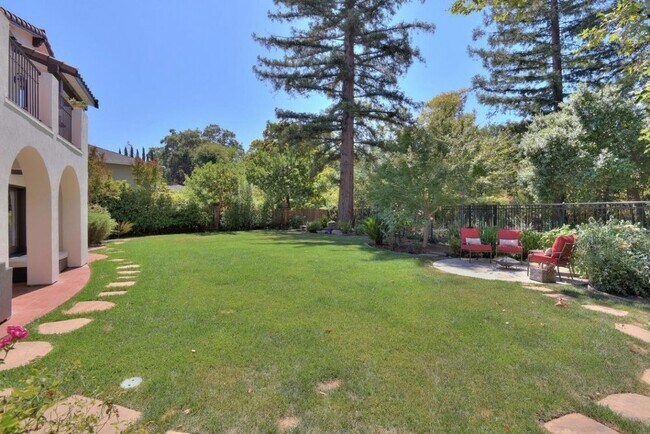 Building Photo - 16021 Winterbrook Rd