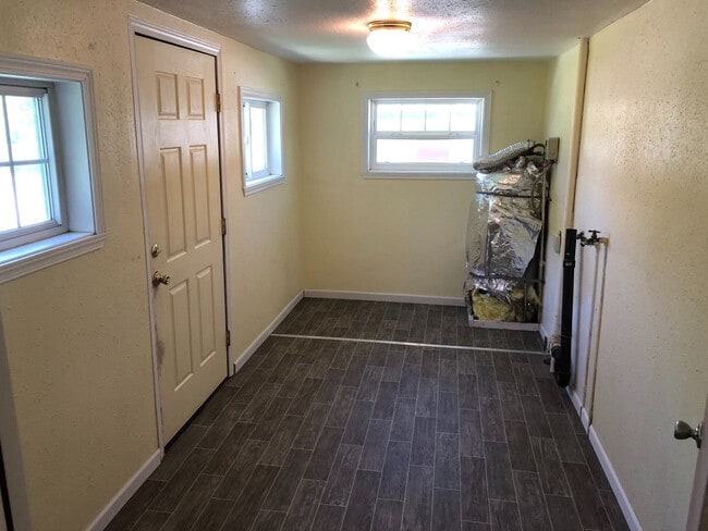 Building Photo - 1506 Ivory St