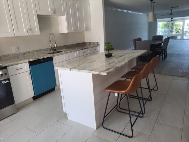 Building Photo - 555 Boca Ciega Point Blvd S