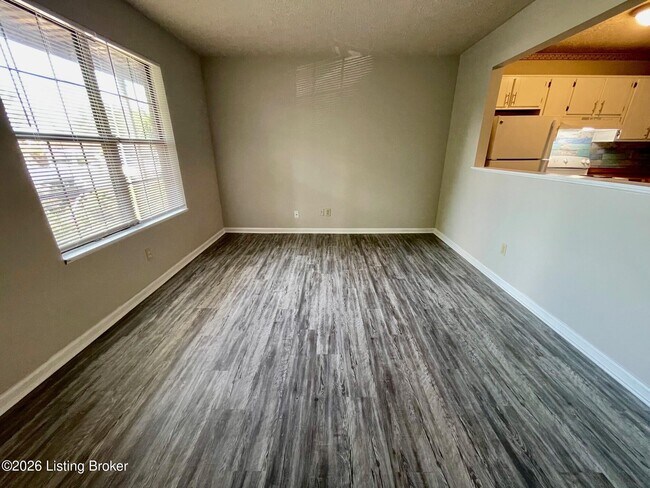 Building Photo - 3971 Scenic Trail