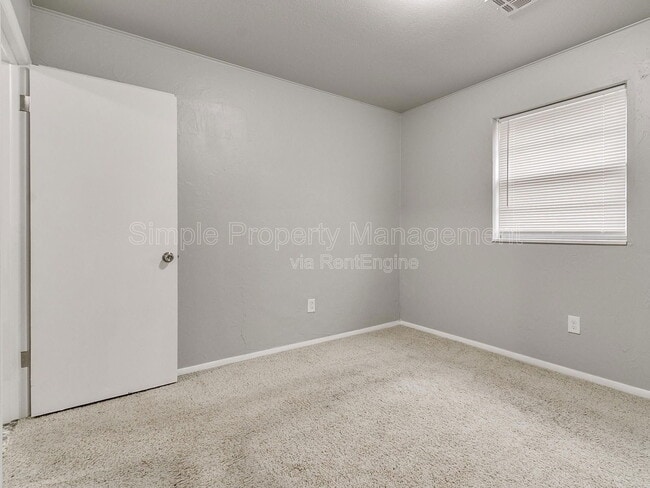 Building Photo - 6109 Kingston Rd