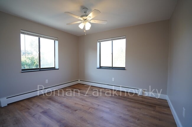 Building Photo - 394 Langley Rd