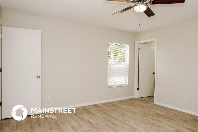 Building Photo - 1722 Elmhurst Cir SE
