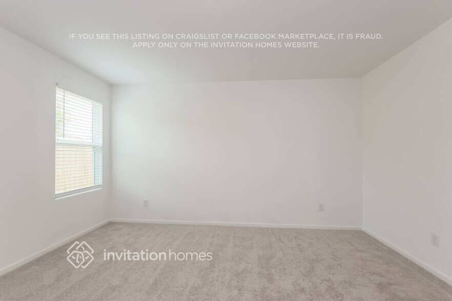 Building Photo - 15215 Abella Dr