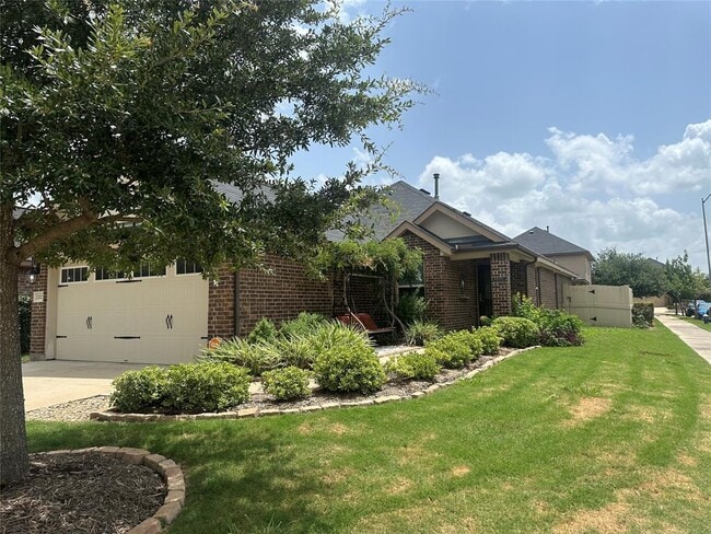 Building Photo - 12121 City Trek Ln
