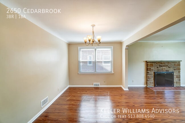 Building Photo - 2650 Cedarbrook-