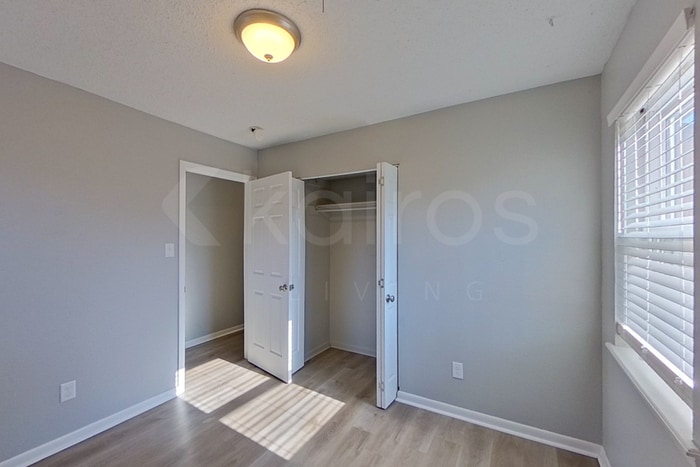 Building Photo - 3400 Teckla Blvd
