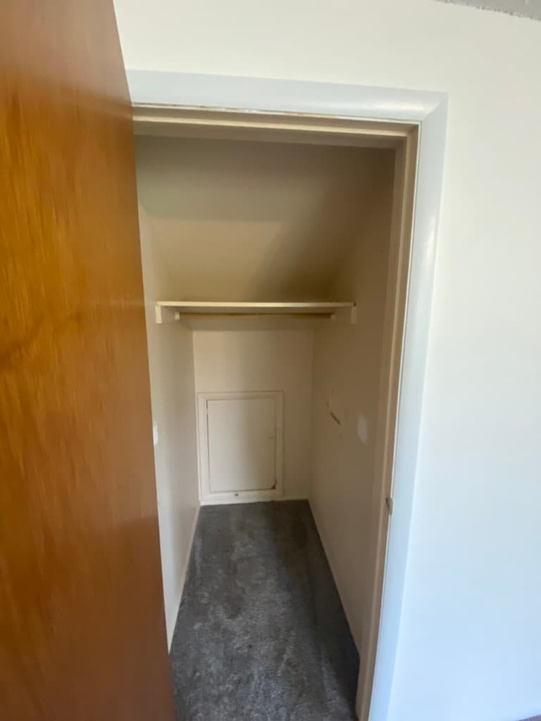 Building Photo - 520 N 11th Ave