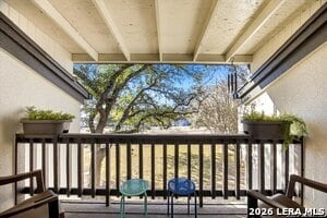 Building Photo - 1135 Parkview Dr