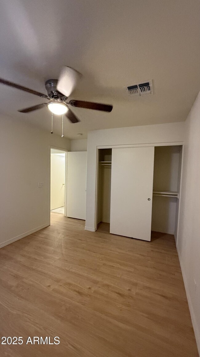 Building Photo - 5109 N 125th Dr