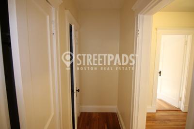 Building Photo - 1 bedroom in Boston MA 02135