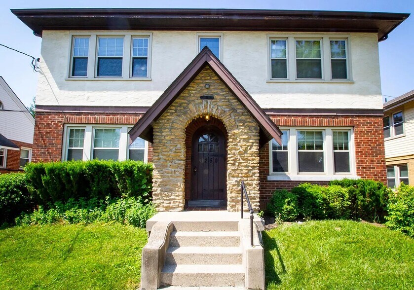 Primary Photo - 3250 Nash Ave