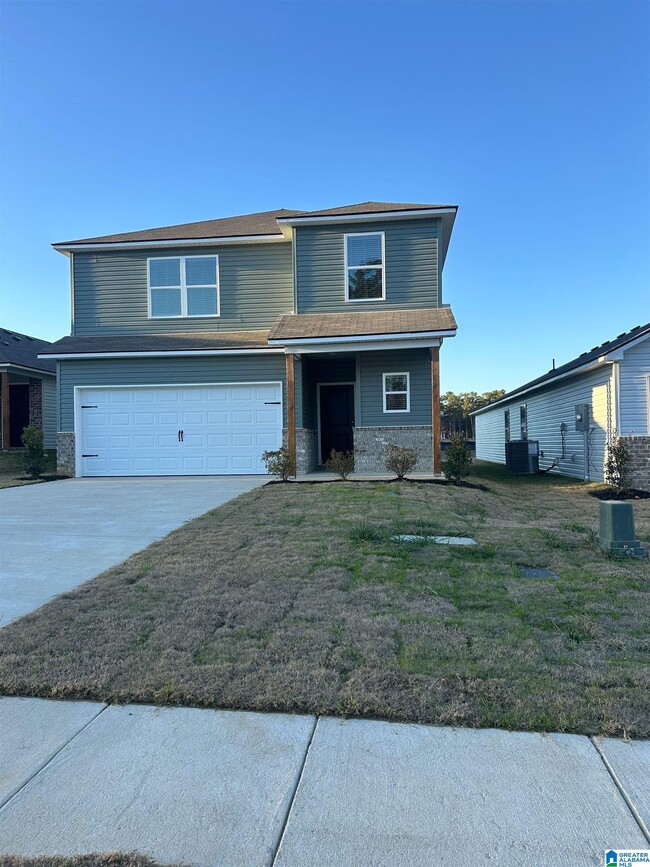 Building Photo - 184 Dogwood St