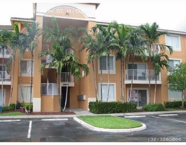 Building Photo - 6984 SW 39th St